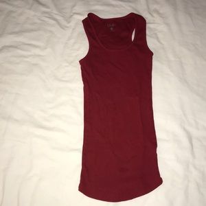 Women’s red tank